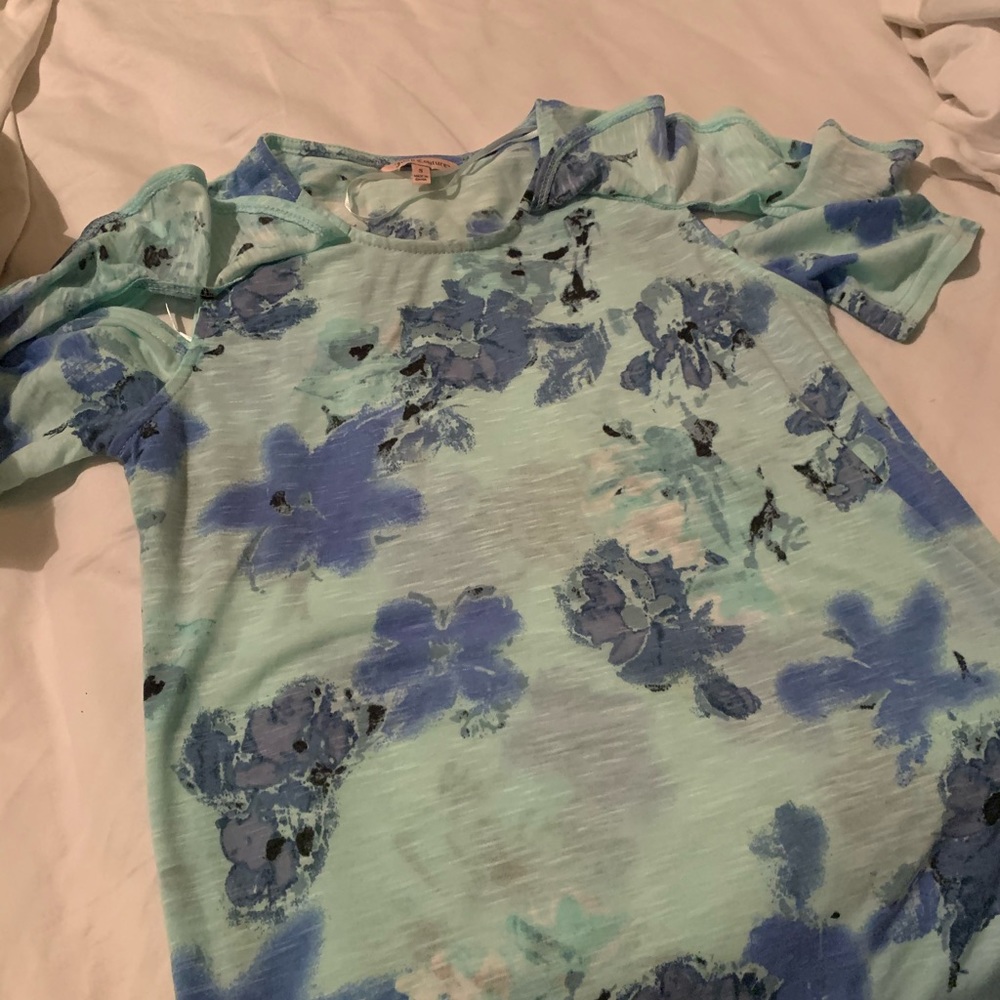 Juicy couture off shoulder top